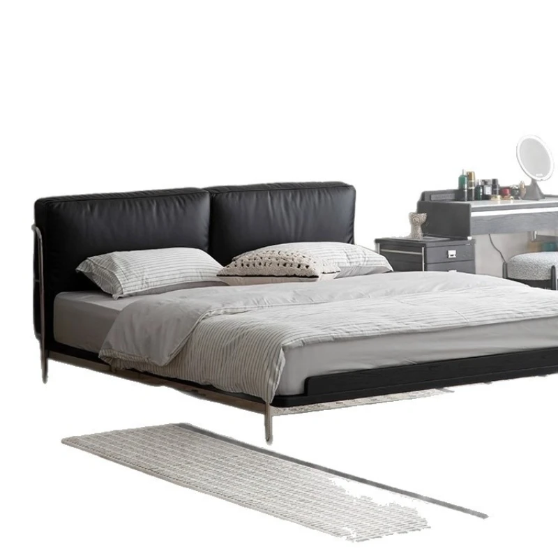 Bauhaus medieval solid wood double bed master bedroom stainless steel 1.8 meters first layer cowhide soft bag tatami leather bed