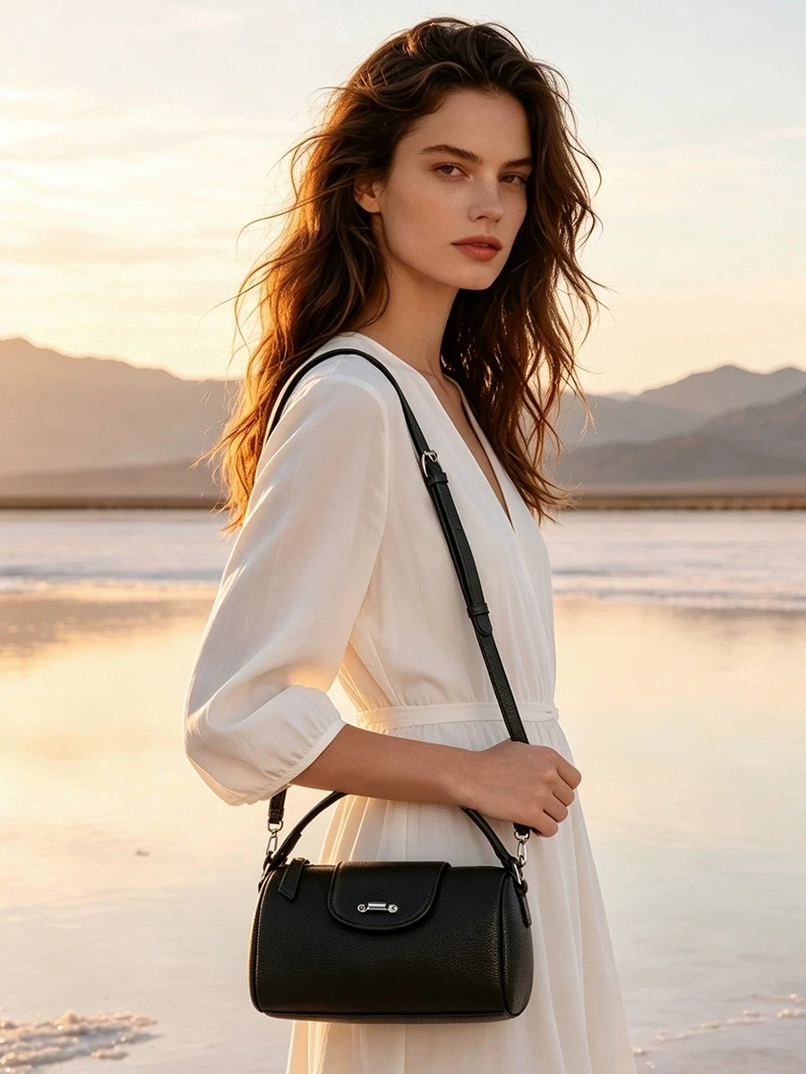 2026 New Layer Cowhide Boston Versatile Women's Bag Single Shoulder Slant Cross Coin Fashion Simple Practical Soft Leather round
