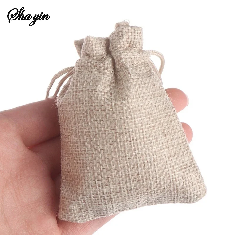 50 pièces 13X1 8/10X1 5/9X1 0/7X9CM sac en toile de Jute à cordon cadeau bricolage faveur de mariage sac cadeau pour l'emballage bonbons chocolat bijoux