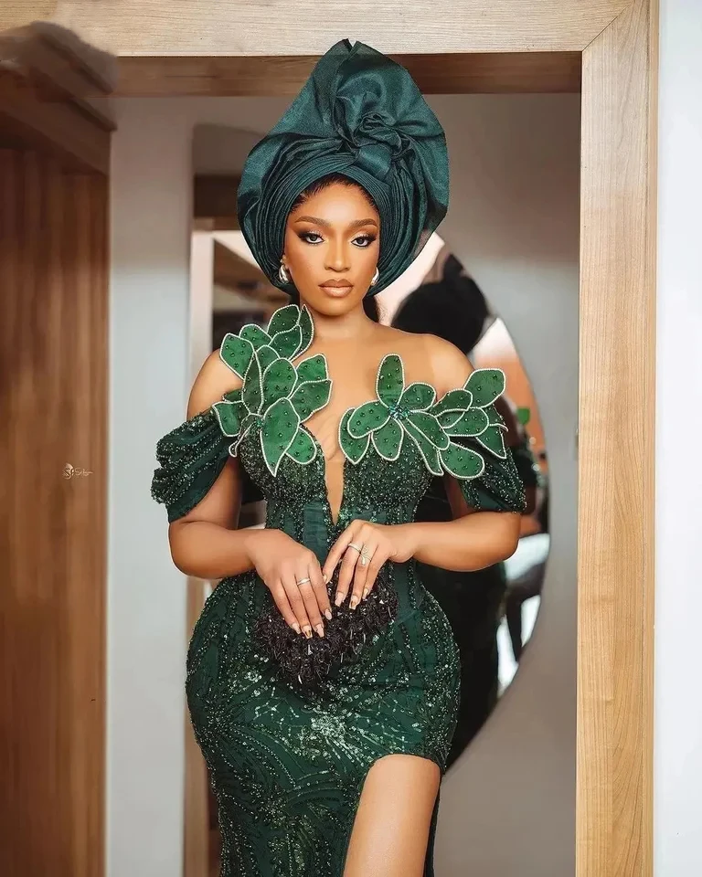 Gorgeous Green Lace Asoebi Prom Dresses 2025 Customized Sexy Slit Beaded African Evening Party Dress Nigerian Birthday Gowns