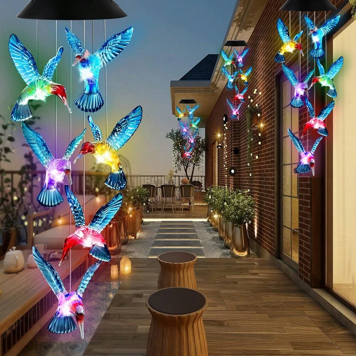 

Hummingbird Solar Wind Chime Light LED Outdoor Solar Lantern Waterproof Automatic Changing Color For Home Garden Gift Christmas