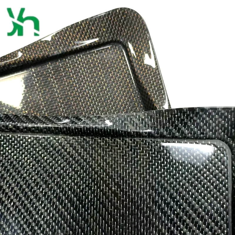 エレガントな金属製の3Kカーボンファイバートレイ、30x25cmの装飾プレート、特別な機会やギフトに最適