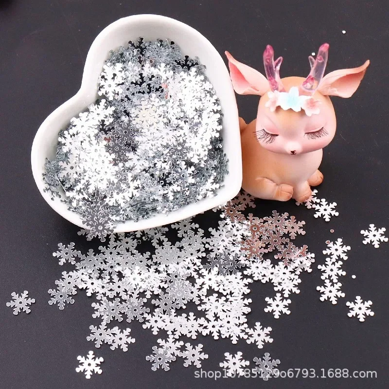 10g 7mm 10mm 13mm white snowflake beads DIY flower shaped sequins Christmas decorative material hand sewn accessories