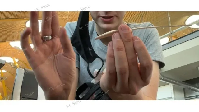 

Wooden Spoon Bend By Luke Oseland Magic tricks ( 58 Store Download )