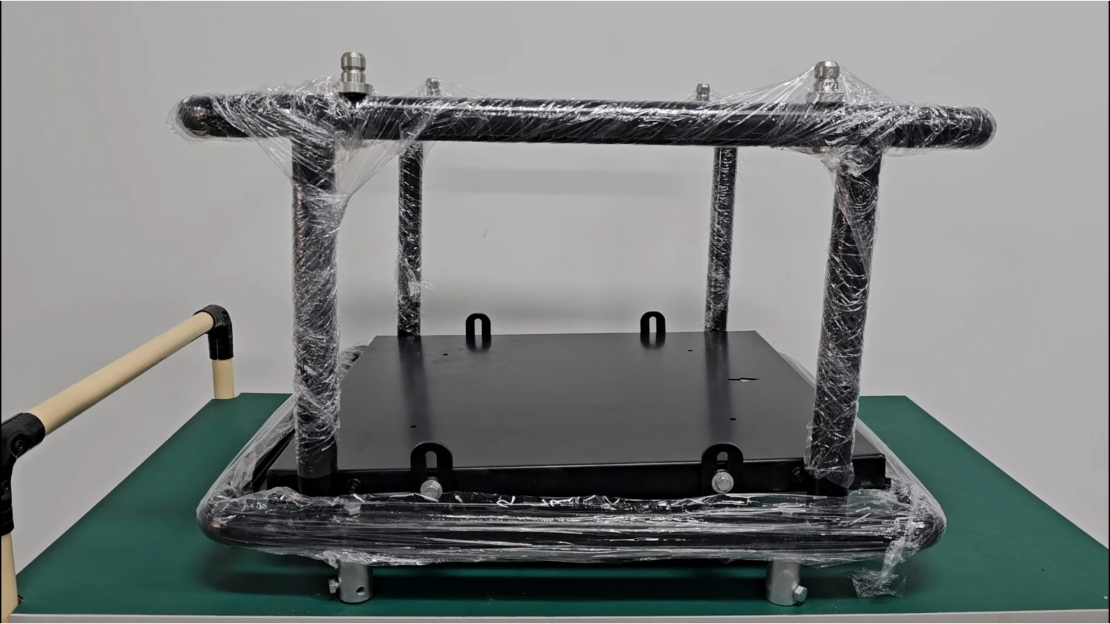 Customized Metal Hanger for Projectors - Stable Load-bearing and Precisely Adapted to Projection Installation Requirements