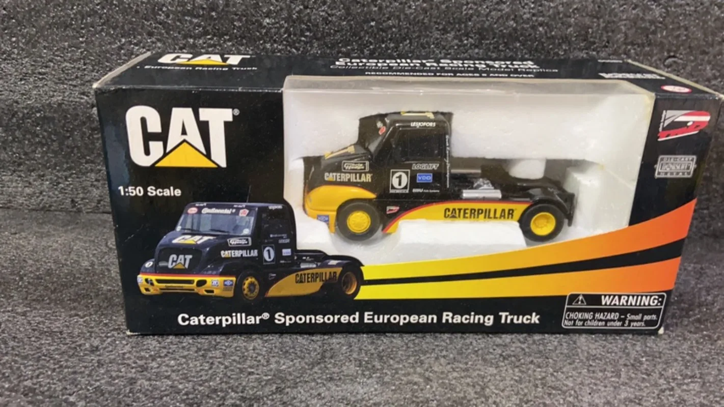 Diecast 1/50 Size Caterpillar Sponsored European Racing Truck Alloy Model Car Oys for Boys Gift Collectible Ornament Souvenir