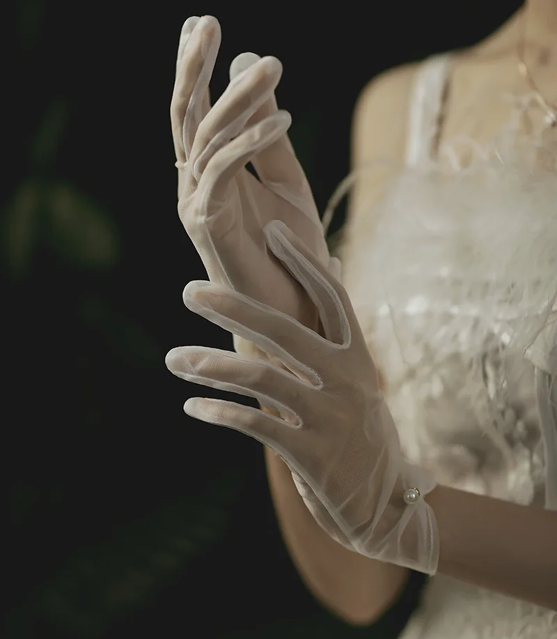 قفازات زفاف أنيقة وراقية من الساتان الأبيض، قفازات زفاف شبكية على شكل فيونكة من اللؤلؤ البتلة