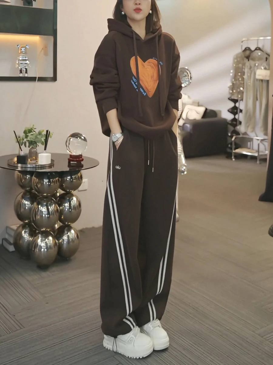 

Winter Casual Sportswear Set Women's Fashion Anti-Aging Slimming Sweatshirt Wide Leg Pants Two-Piece Set European Korean Goods