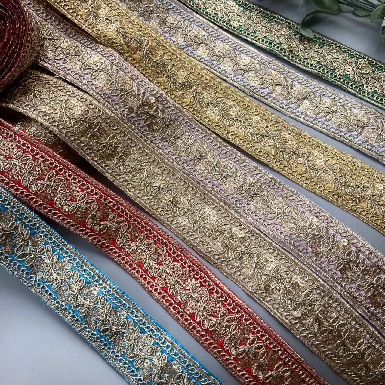 1 Yards 4cm Gold Thread Lace Water Soluble Embroidery Garment Accessories Color Sequins Embroidered Barcode Hand-Woven Ribbon