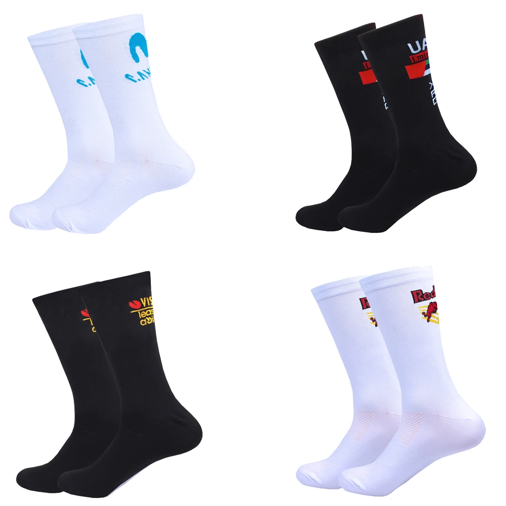

2026 Новые белые велосипедные носки M, нескользящие носки для команды UAE, футбола, мягкие дышащие носки для бега, баскетбола, велосипеда, спортивные носки с ручкой