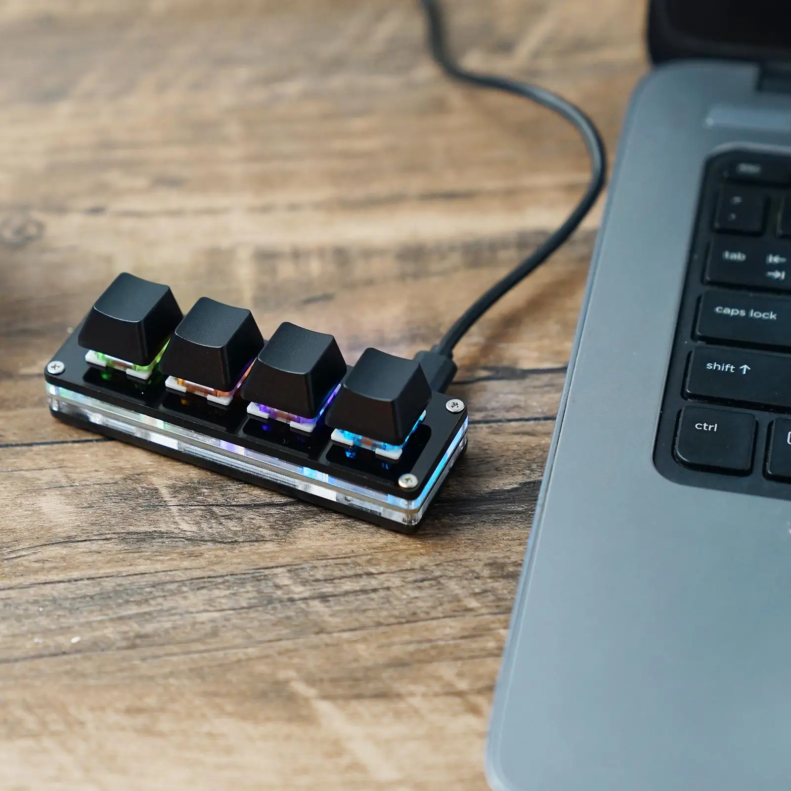 4Keys Custom Mini Keyboard Luminous For Gaming Black Keypad DIY Programming Shortcuts USB Mechanical Hot-swappable Keypad X8Z6