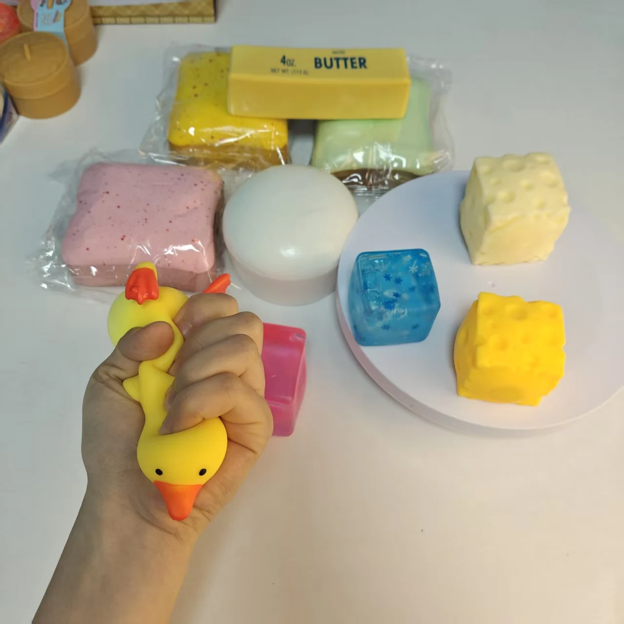 Squeeze toy Cute Random Soft Squishy Mysterious Toy Fun Surprise Sensory Stress-Relief Soft Cute Squishy Stress Relief Toy
