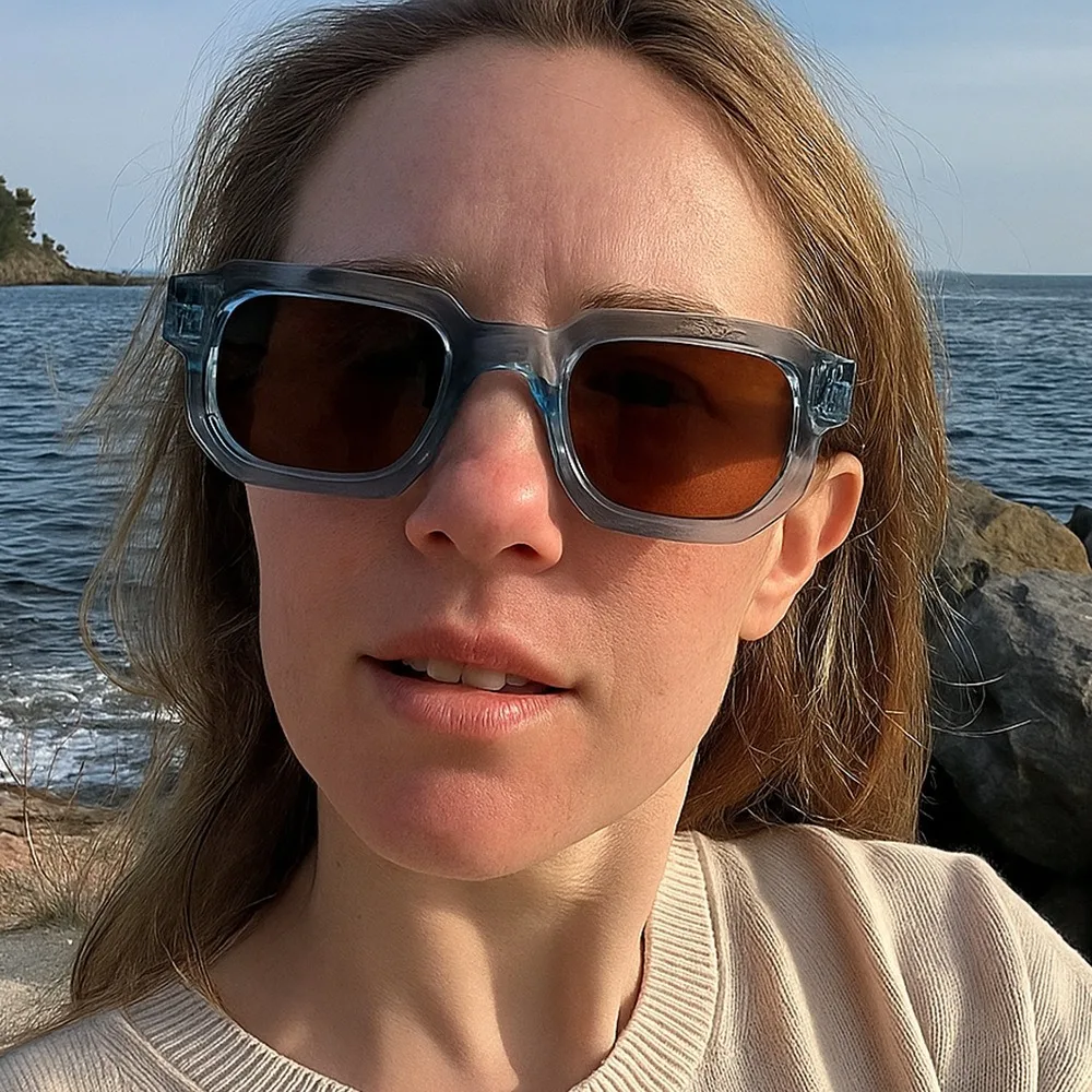 

Sunglasses Men Women Ultralight Retro Aviator Shades for Driving Fishing UV400 Eyeglasses Fashionable and minimalist Style Glass