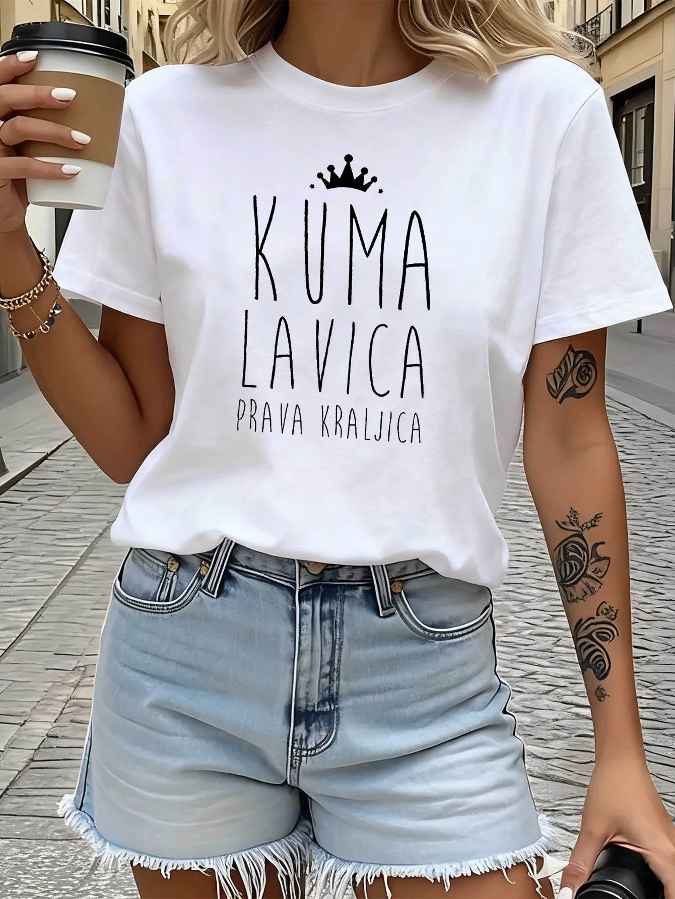 Croatian Godmother Lioness True Queen Theme Printed Crew Neck Women's T-Shirt Crown Decor Casual Short Sleeve T Shirt Tops Femme
