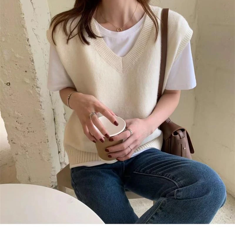 Sweater Vest Women Autumn Spring V-neck Sleeveless Casual Loose Knitted Solid Simple All-match Fashion Korean Style Females Tops