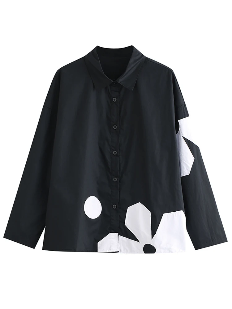 [EAM] Women Black Flower Pattern Big Size Blouse New Lapel Long Sleeve Loose Fit Shirt Fashion Tide Spring Autumn 2024 1DE6302