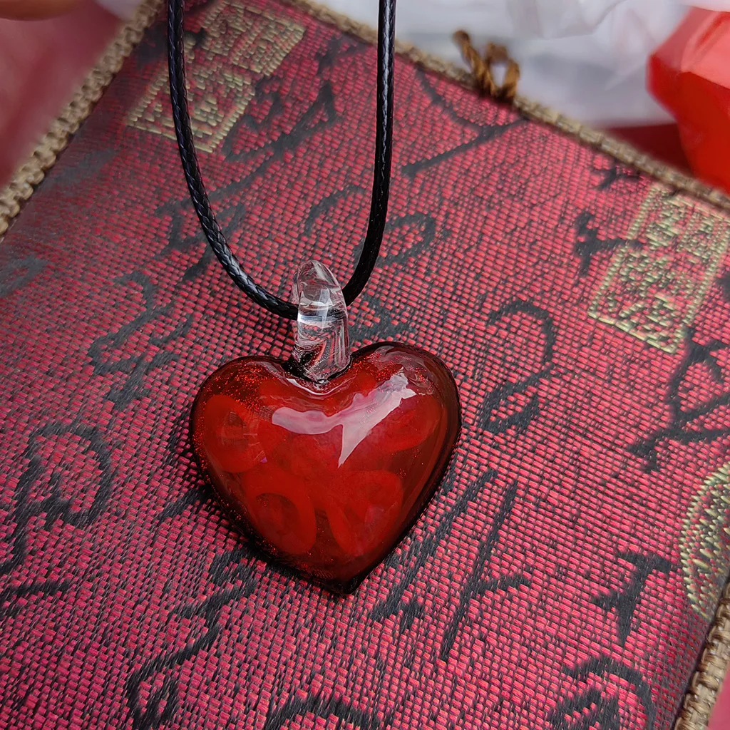1PCS Fashion Red Black Glass Muran Floral Love Heart Shape Lampwork Flower Pendant Necklace For Women Cheap Items Jewelry Gift