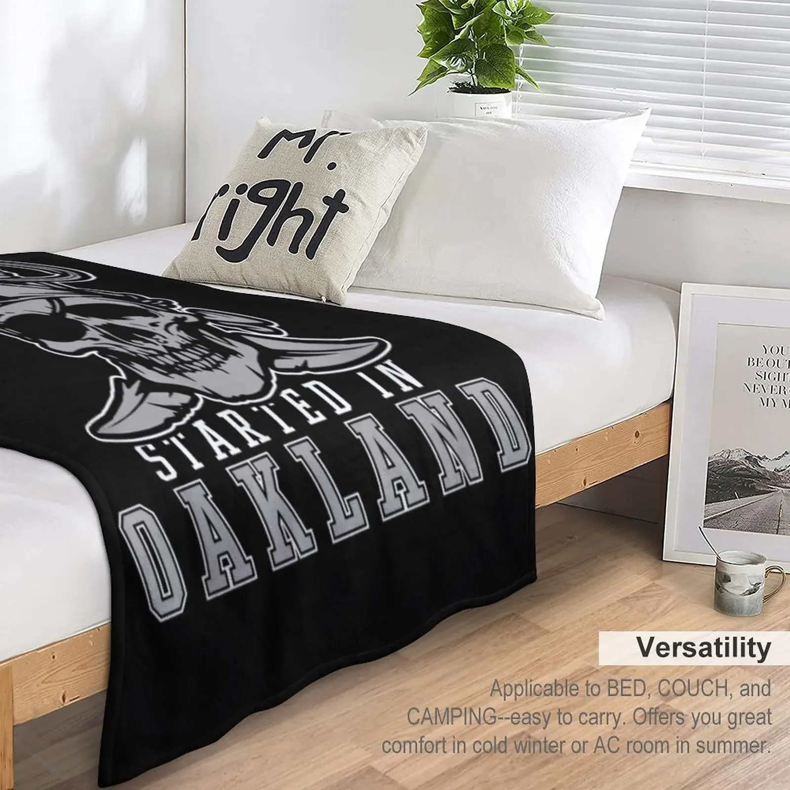 What Happens In Vegas Started In Oakland Football Raider T-Shirt Throw Blanket Kid\'S Blanket Luxury Brand Blanket