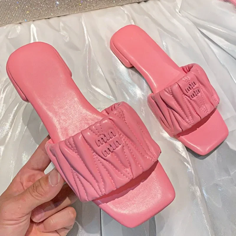 Sandalias planas de tacón bajo para mujer, chanclas gruesas a la moda, Zapatos informales de playa, 2024