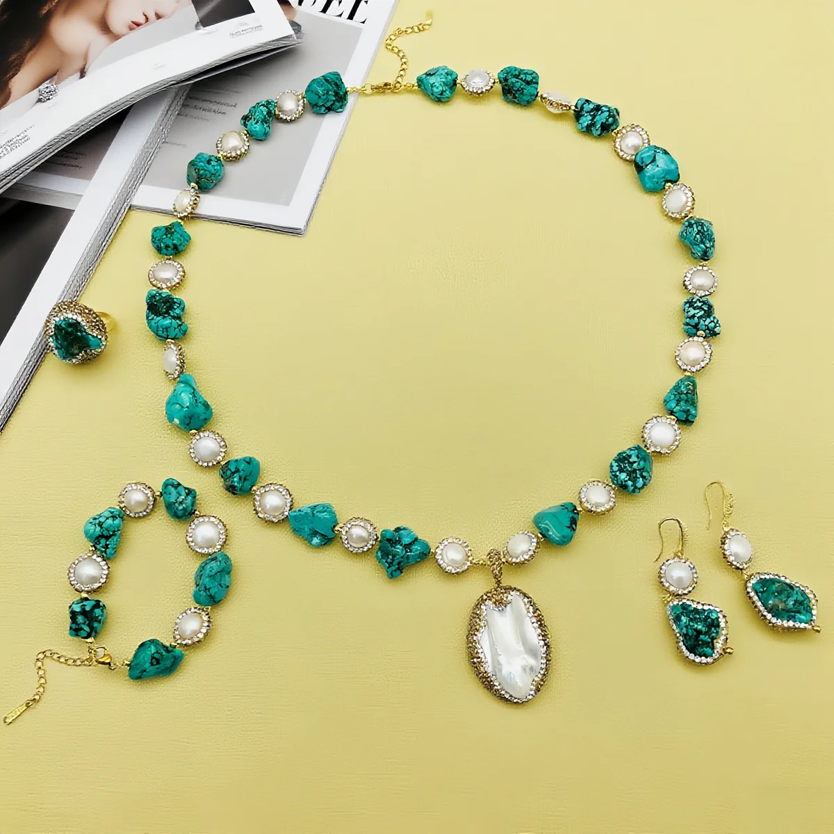 

Natural Freshwater Pearl Turquoise Crystal Jewelry Sets for Women Green Crystal Baroque Ireegular Pearls Necklace Bracelet Sets