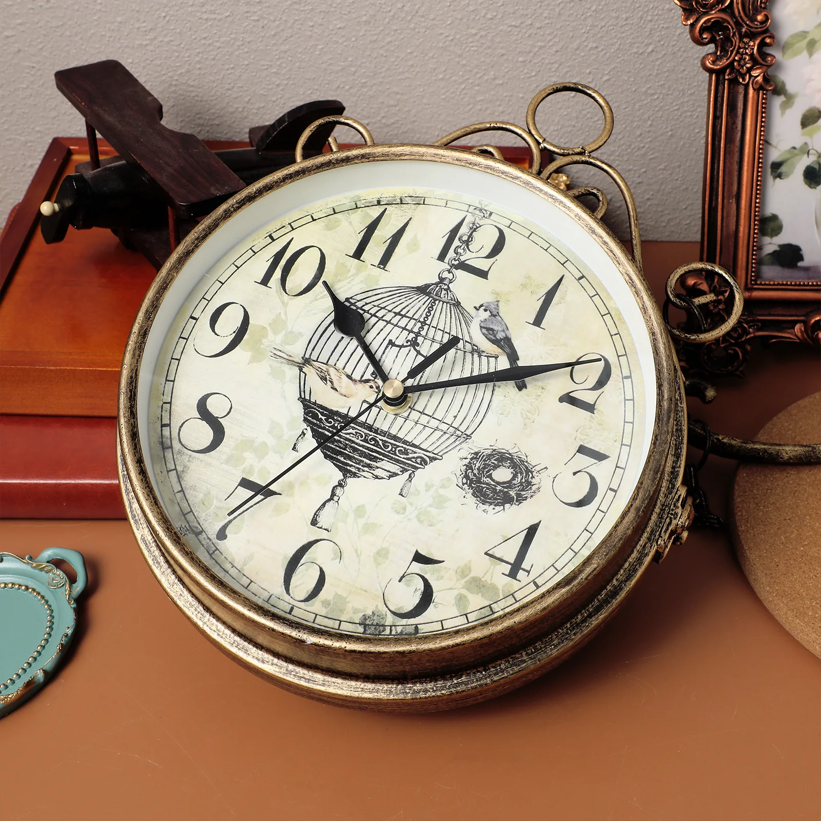 

Retro Decorative Shape Home Bedroom Iron Wall Bird Shape Wall Clock Clock Living Restaurant Art
