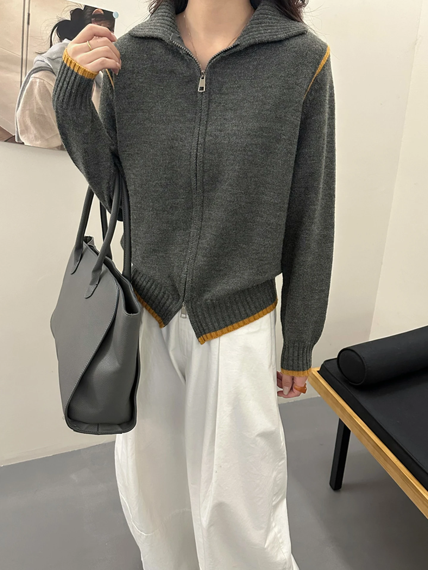 

Autumn ladies 100% pure cashmere sweater knitted cardigan women's new explosions simple cashmere sweater jacket.