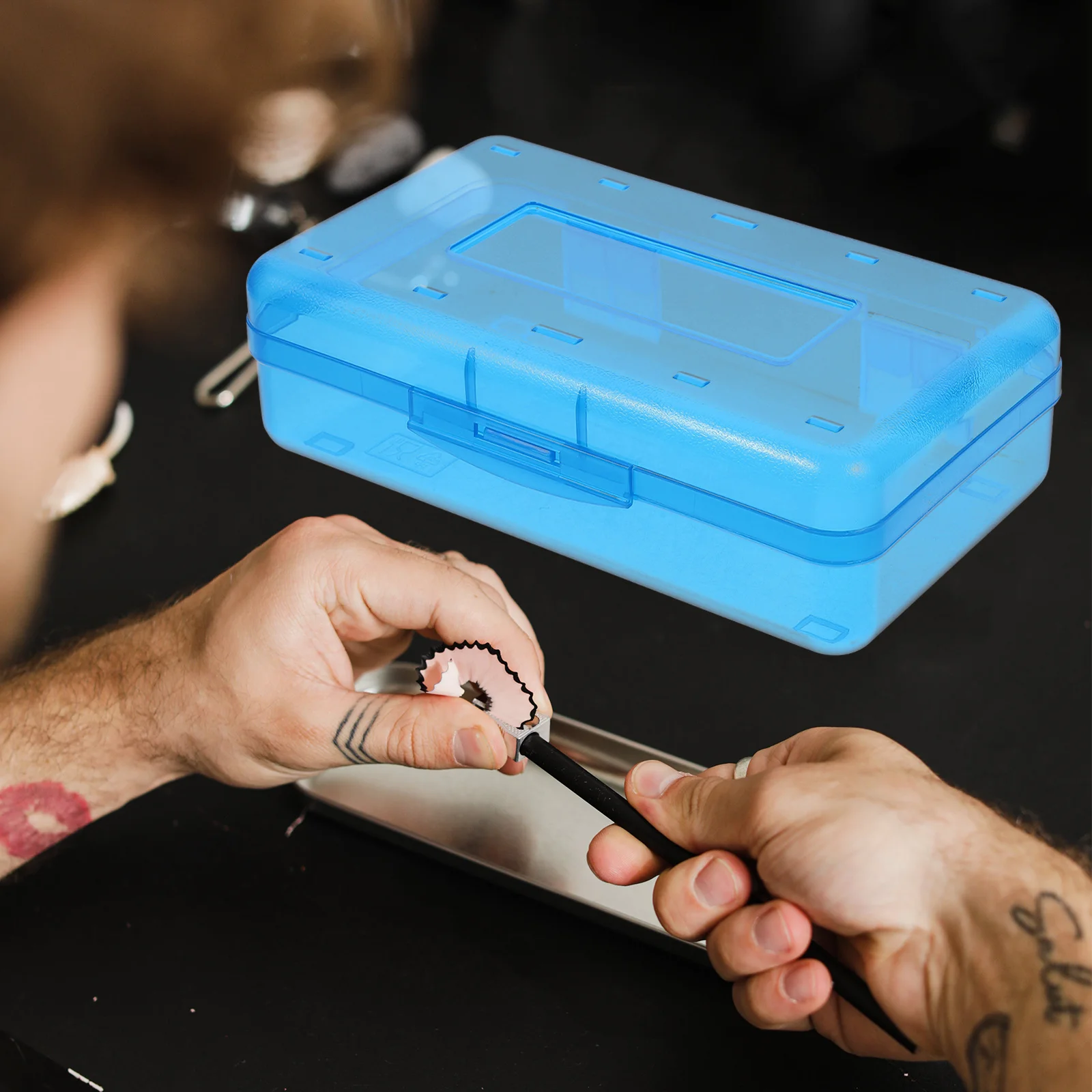 صندوق أقلام رصاص بلاستيكي شفاف حافظة صلبة متعددة الأغراض منظم للقرطاسية ومستحضرات التجميل والمفاتيح والمجوهرات خفيفة الوزن ومحمولة