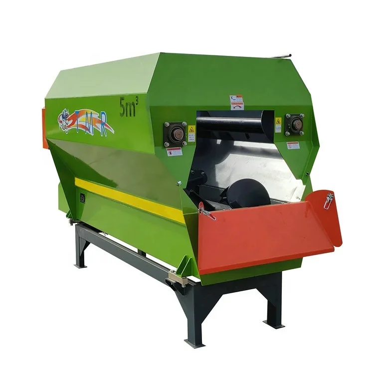 Special horizontal cattle and sheep feed mixer for breeding farms TMR feed mixer