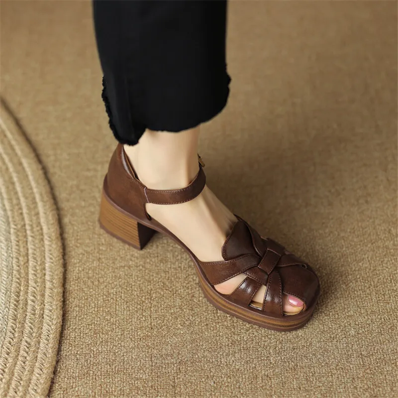 2023 New Summer Sandals Cow Leather Luxury Roman Sandals Casual Buckle Strap Summer Shoes GLADIATOR Thick Heel Women High Heels