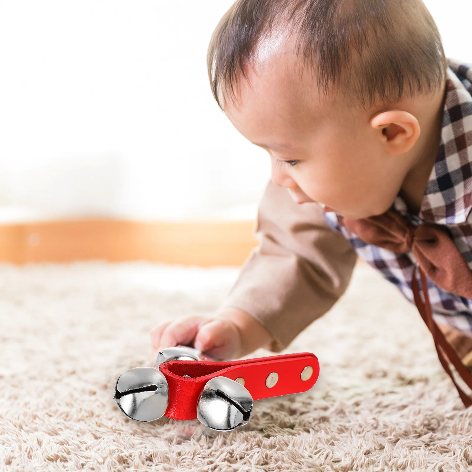 1pc giocattolo musicale per bambini che scuote la mano campana sonagli strumento giocattolo per bambini piccoli (caffè) sonagli in plastica