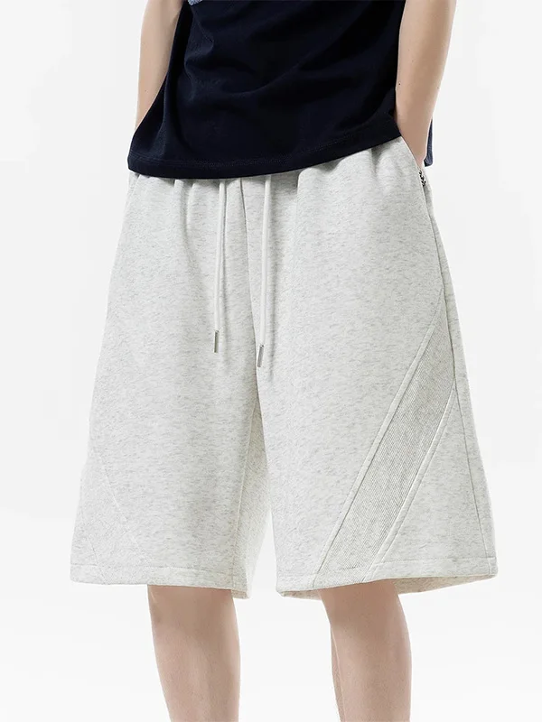 

Мужские летние спортивные шорты в стиле американского стритстайла: дышащие, свободные, прямые, с деконструированным пэчворком, для активного отдыха, трендовые