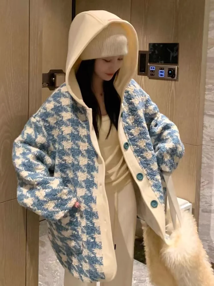 

Женская зимняя куртка-пуховик 2026: Новинка, с капюшоном, в клетку, с цветовыми блоками, свободного кроя, теплая, толстая, в корейском стиле, с длинными рукавами