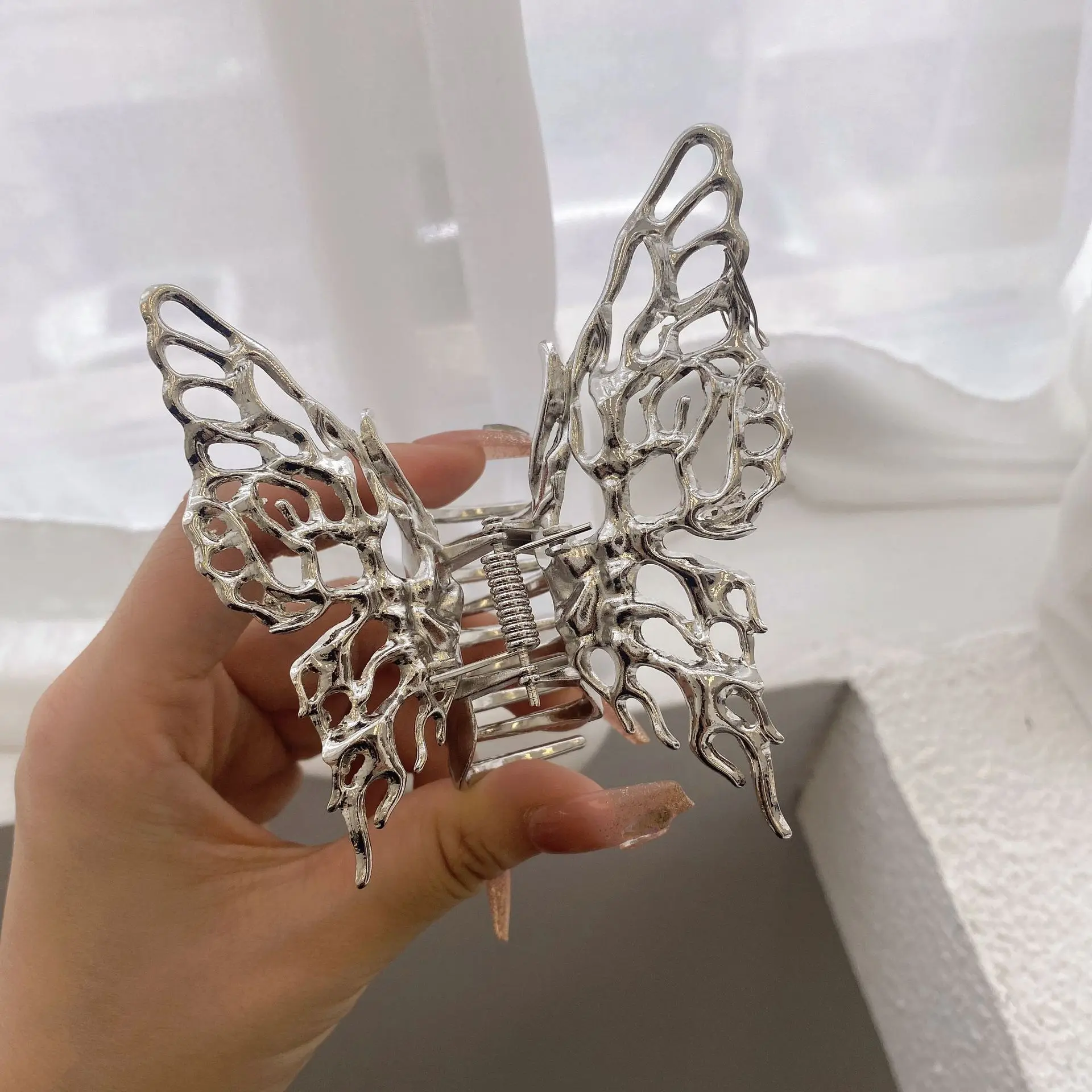 Butterfly Hair Clip Bright Silver Cross Geometric Hairpin Rose Flower Hair Claw Woman Girls Styling Barrette Headdress