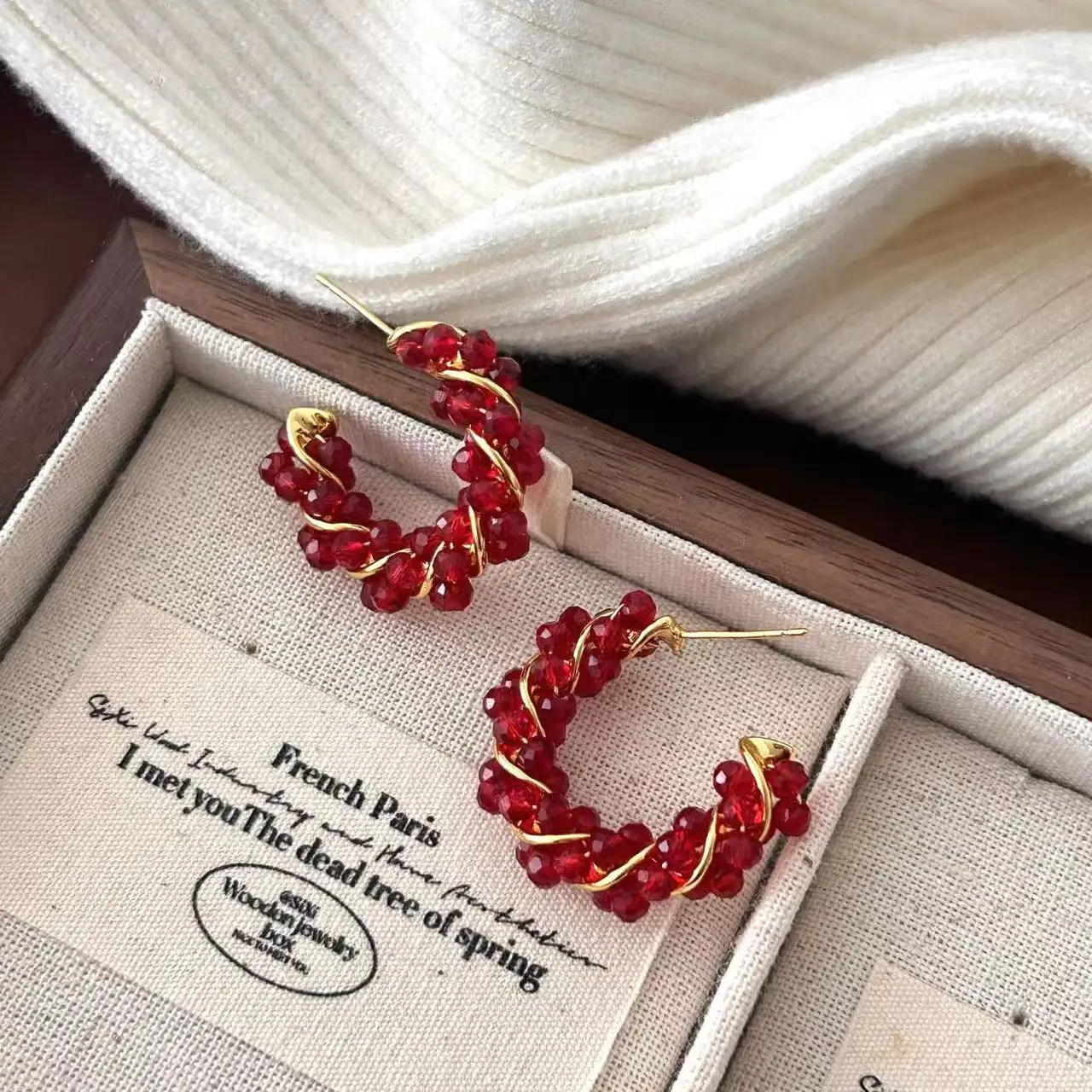 New big red glazed C-shaped stud earrings niche design handmade beaded crystal earrings smudge texture earrings wholesale
