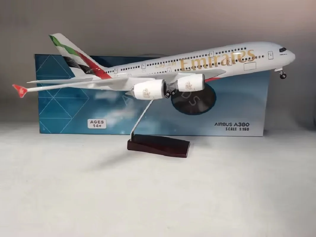 

1/160 Scale A380 New UAE 47cm Airplane Toys Model Aircraft With Landing Gear Kits Toy Build Diecast Model Resin for Collections