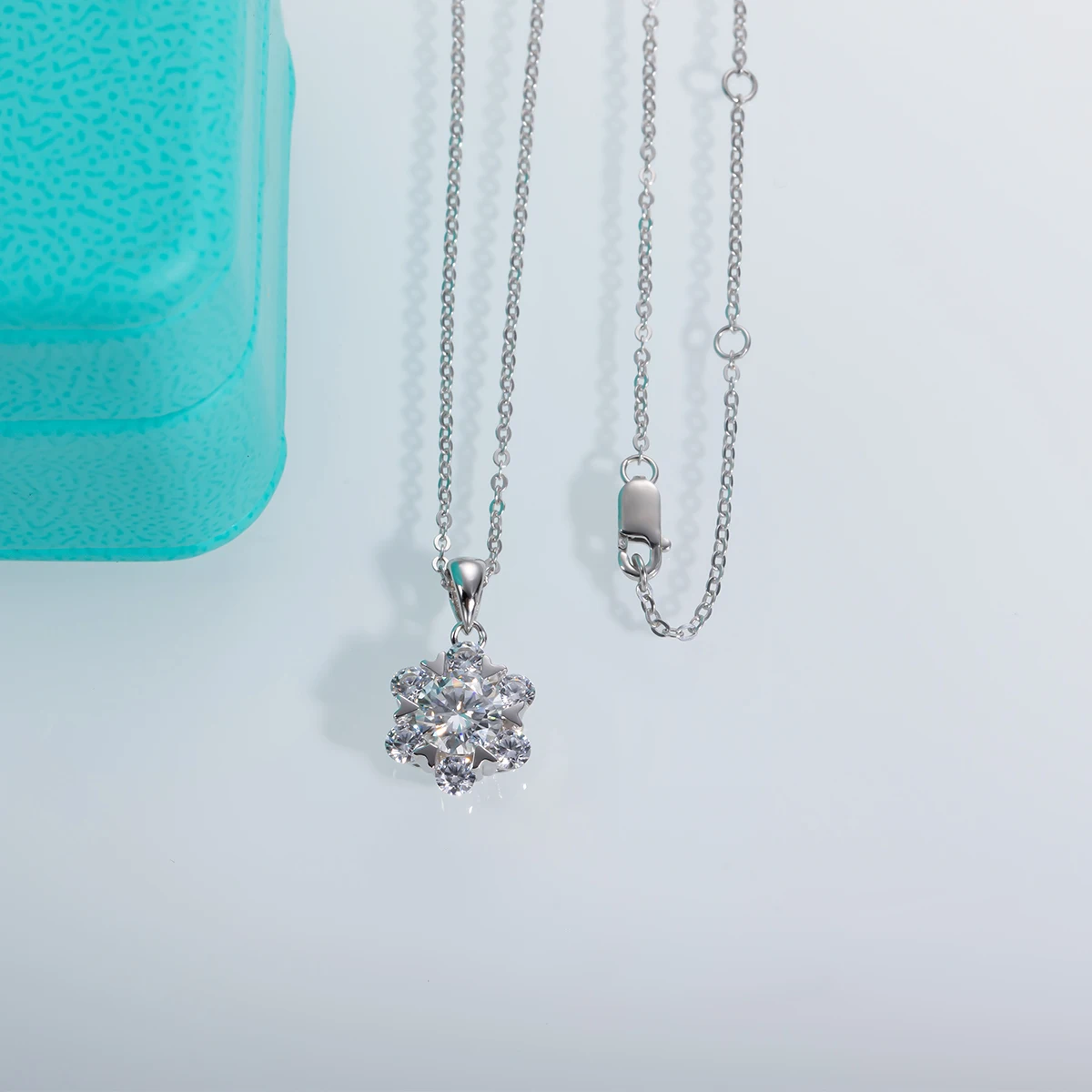 AnuJewel 1 Carat D Color Moissanite Diamond Flower Heart Pendant Necklace 925 Sterling Silver Fine Jewelry Gifts Wholesale