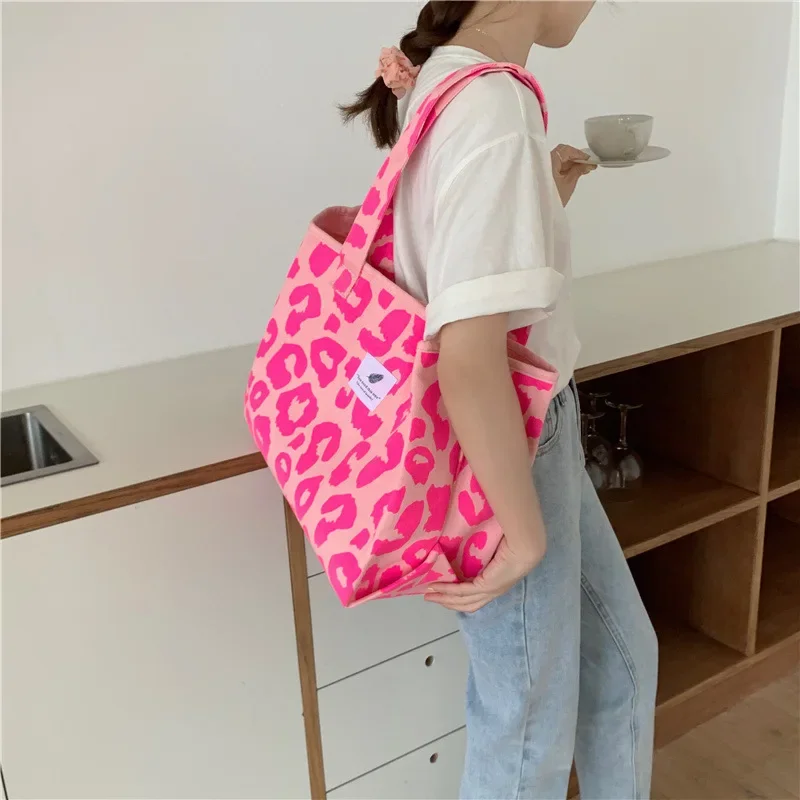 New Fashion Pink Leopard Print Women Handbag Large Capacity Single Shoulder Bag Portable Shopping Bag Student Book Bag Tote