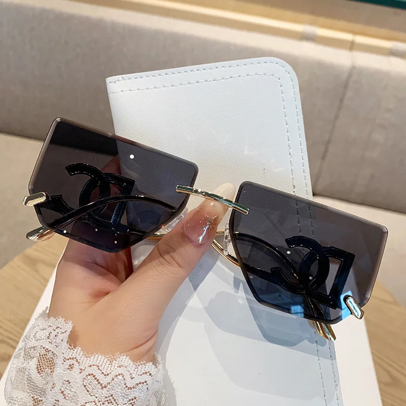

Large Box Sunglasses for Women, Frameless Cut Edge Sunglasses, Design Sense, Letter Metal Legs