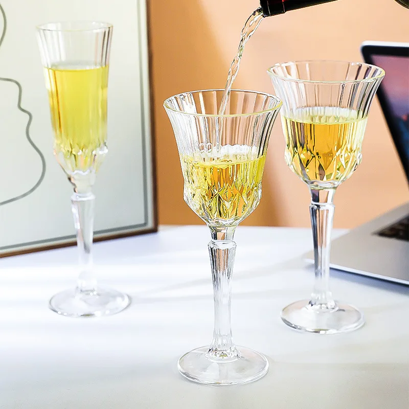 

Elegant Red White Wine Glasses European Luxury High End Champagne Flute with Embossed Design Cocktail Glass