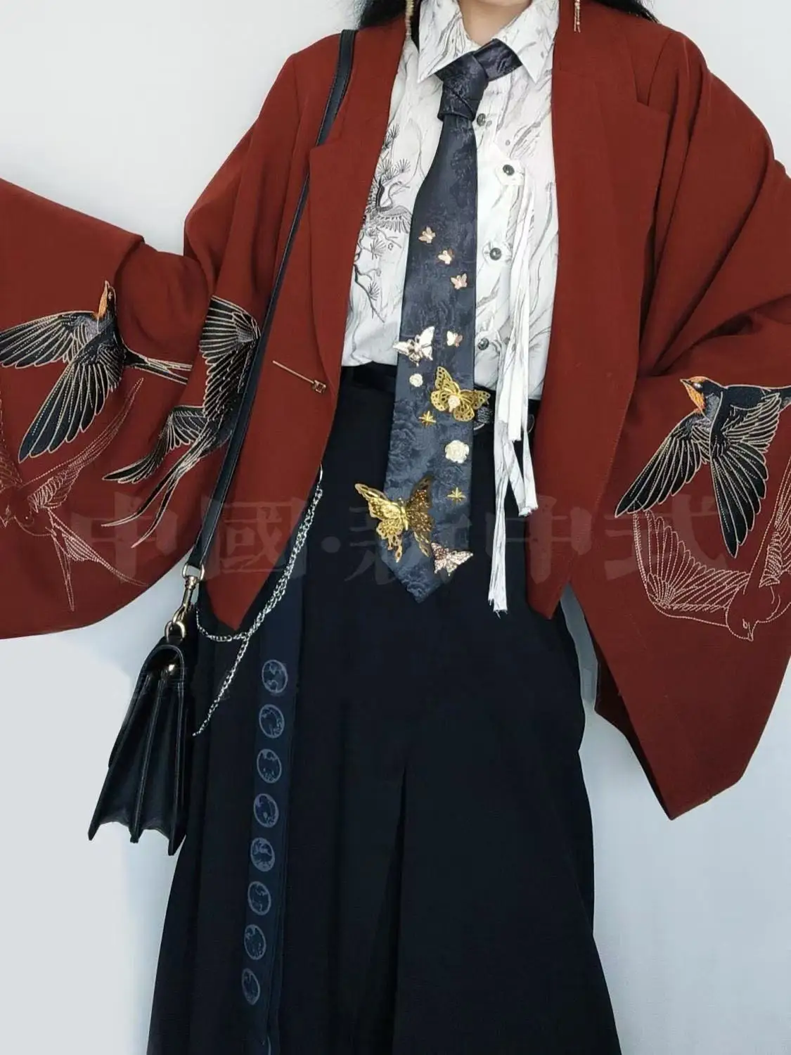 

Бисекс, новый костюм в китайском стиле для мужчин и женщин, пальто с большими рукавами и вышивкой, ниша, аниме, уличный модный костюм, модный костюм для косплея y2k