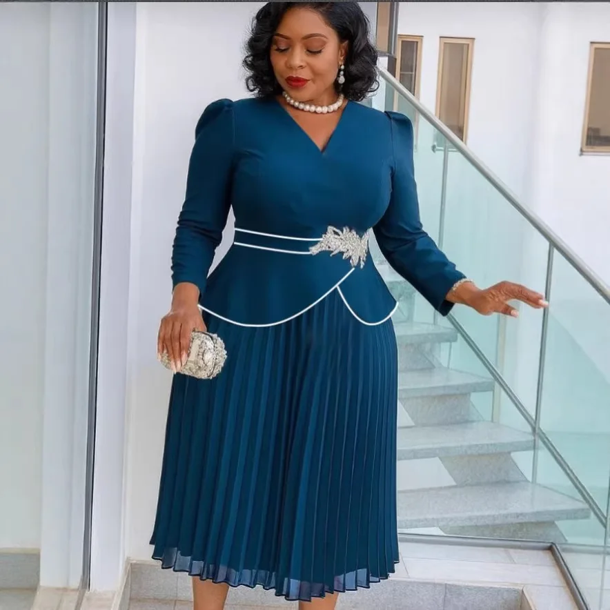 

Plus-size Women's Navy Blue V-neck Dress Long Sleeves Fitted Waist Slimming Ruffled Pleated Skirt