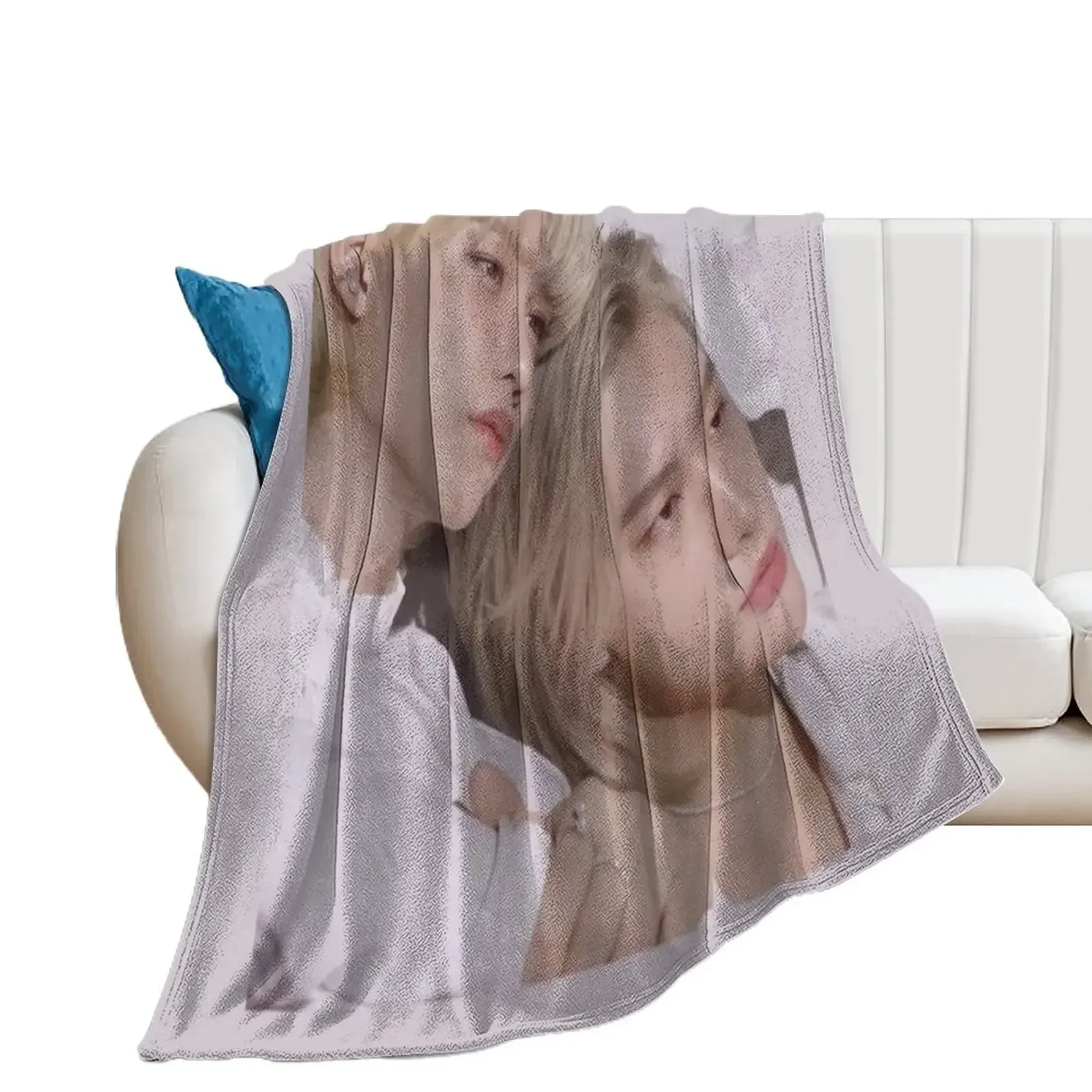 Hyunjin and Felix Throw Blanket valentine gift ideas Weighted halloween Picnic Blankets