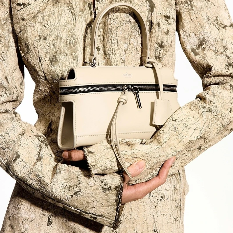 GROTTO Fashion 2025 New MINI Makeup Bag Handbag Shoulder Bag Crossbody Bag Versatile and Minimalist