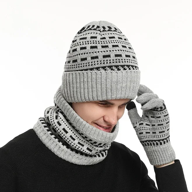 Fashion Trend European American Autumn Winter Men\'s Luxury Knitted Hat, Scarf, Glove,Warm Three Piece Set Clothing Accessories