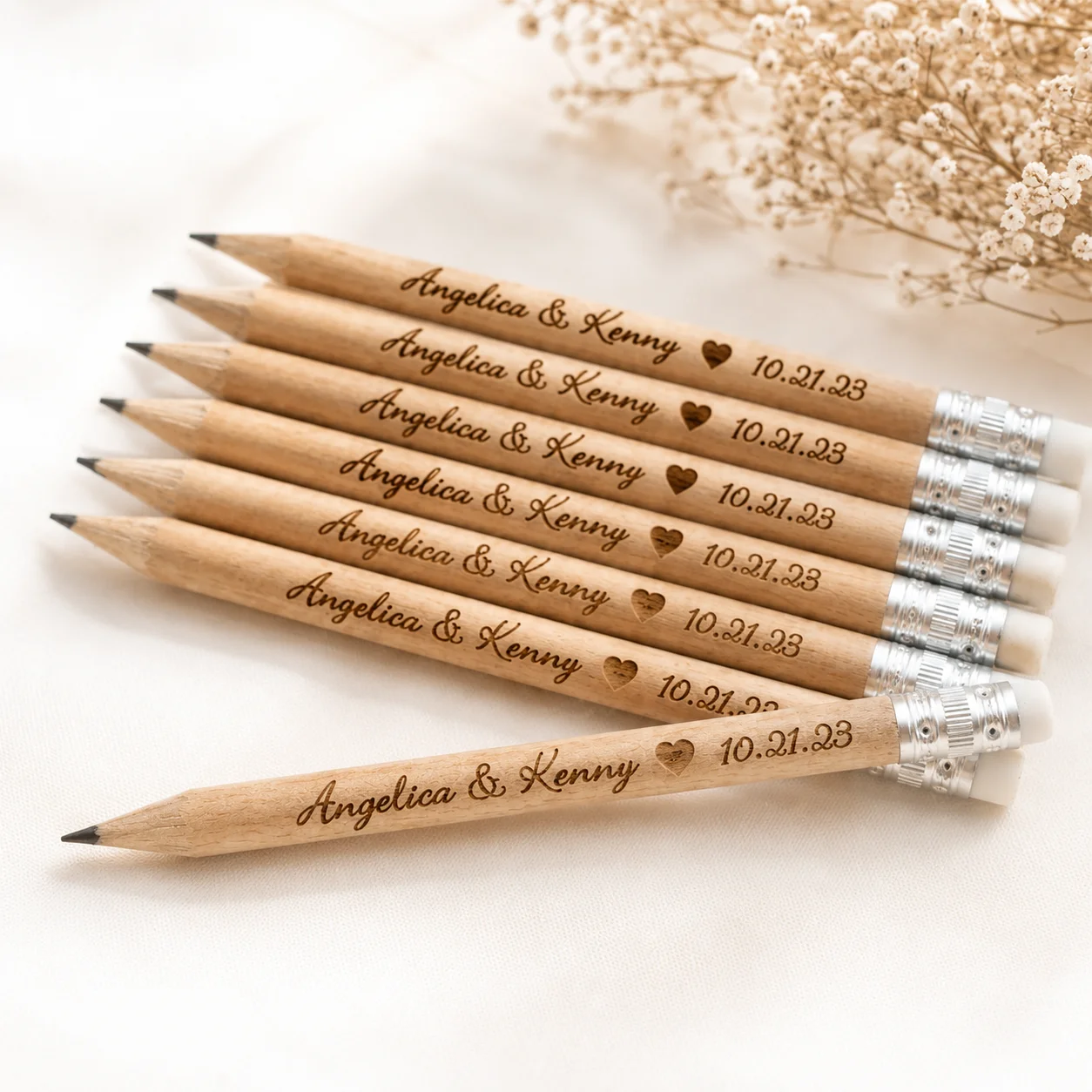 20/50/100Pcs Personalized Wooden Pencil Custom Text for Festive Holiday Party Table Decor Gifts Gift 10cm Pencils Baptism Decor
