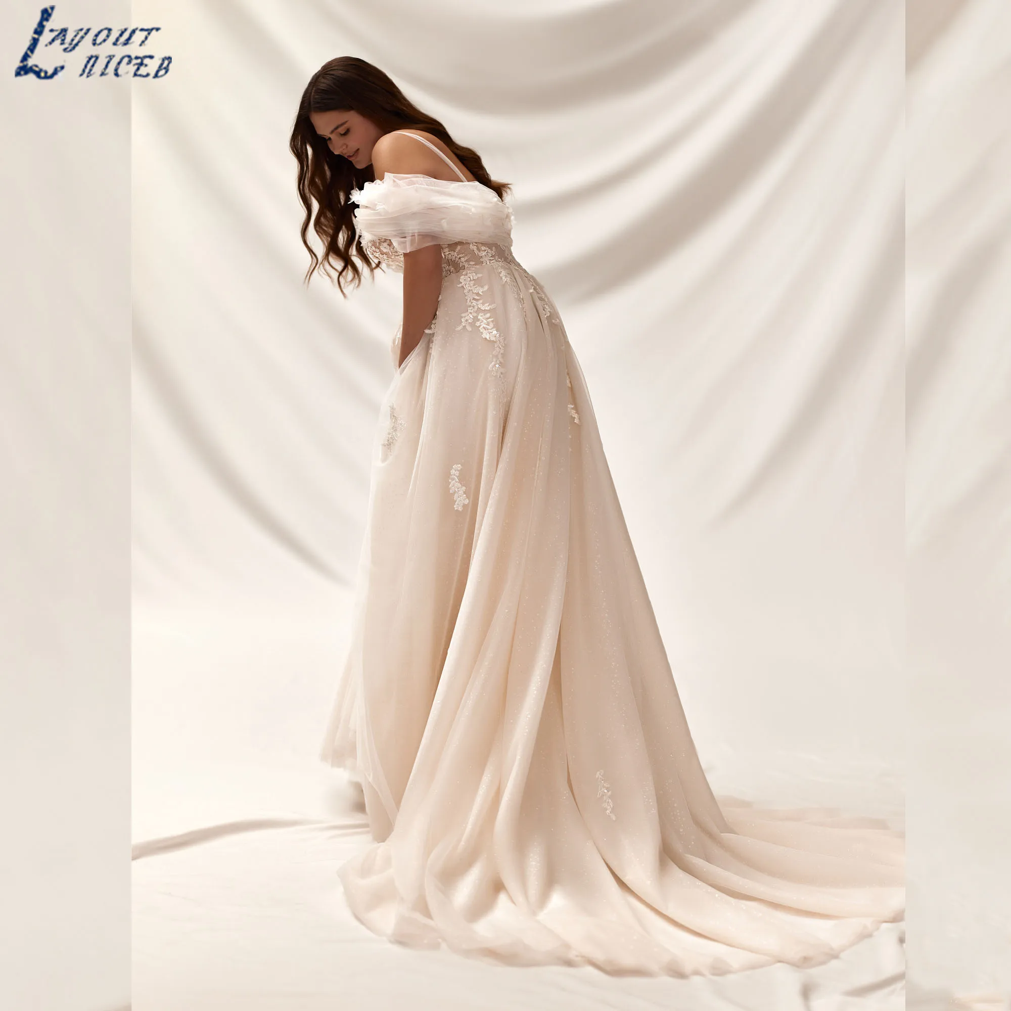 LAYOUT NICEB Plus Size Wedding Dress A-Line V-Neck Spaghetti Straps Bride Gown Off Shoulder Backless vestido de novia Customized