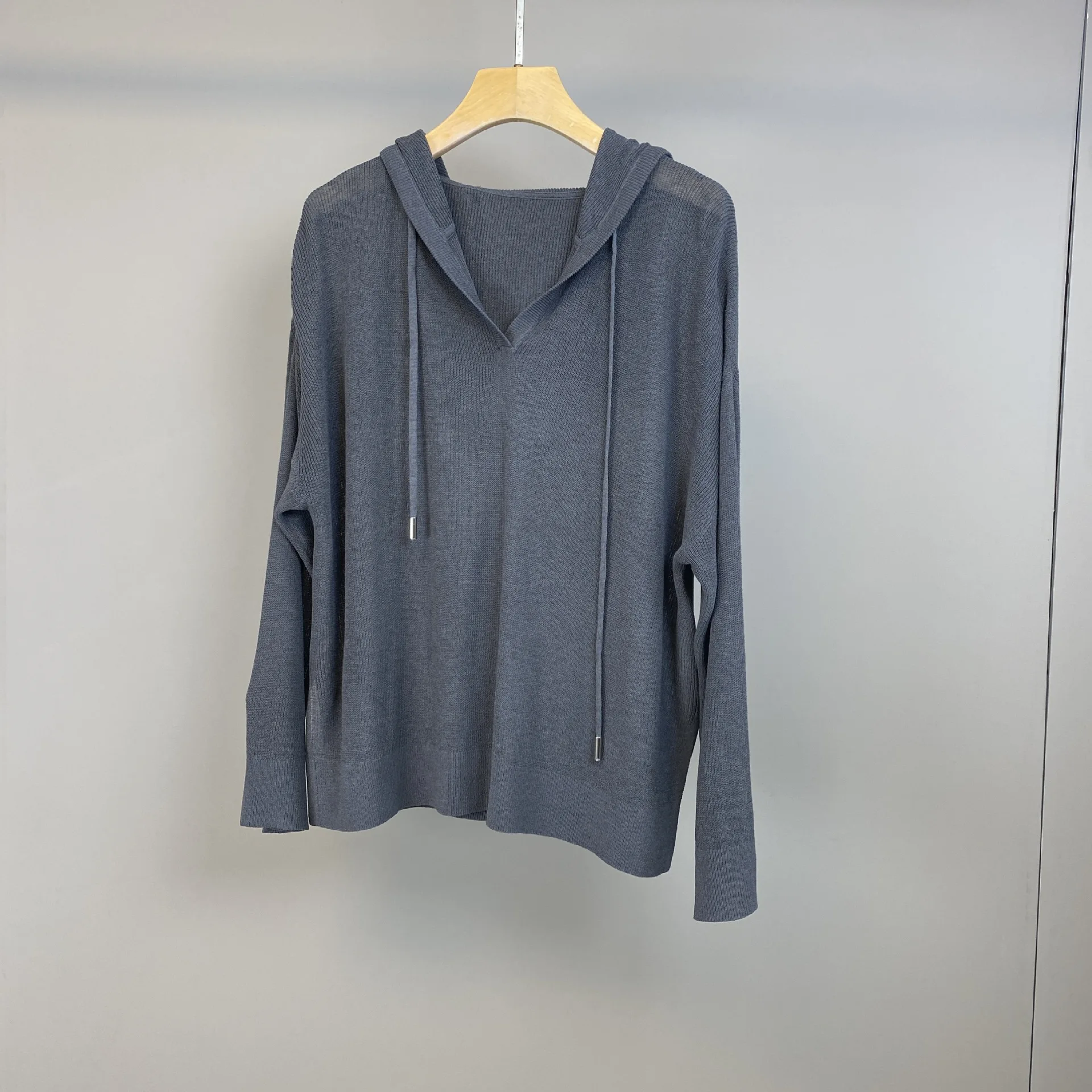 

Early Spring New Linen Cotton Hooded Pullover Knit Sweater - Stylish, Versatile, And Casual For Women