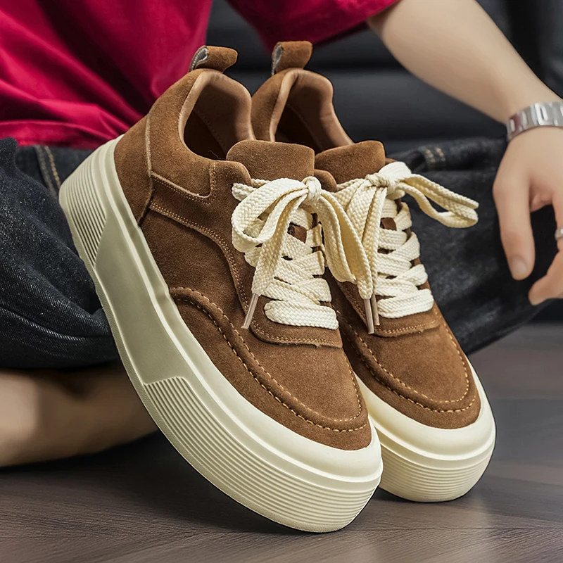 Fashion Solid Color Wear-resistant Board Shoes 2026 Spring Popular Man Casual Shoes Thick Soles Comfortable Anti-slip Mens Shoes
