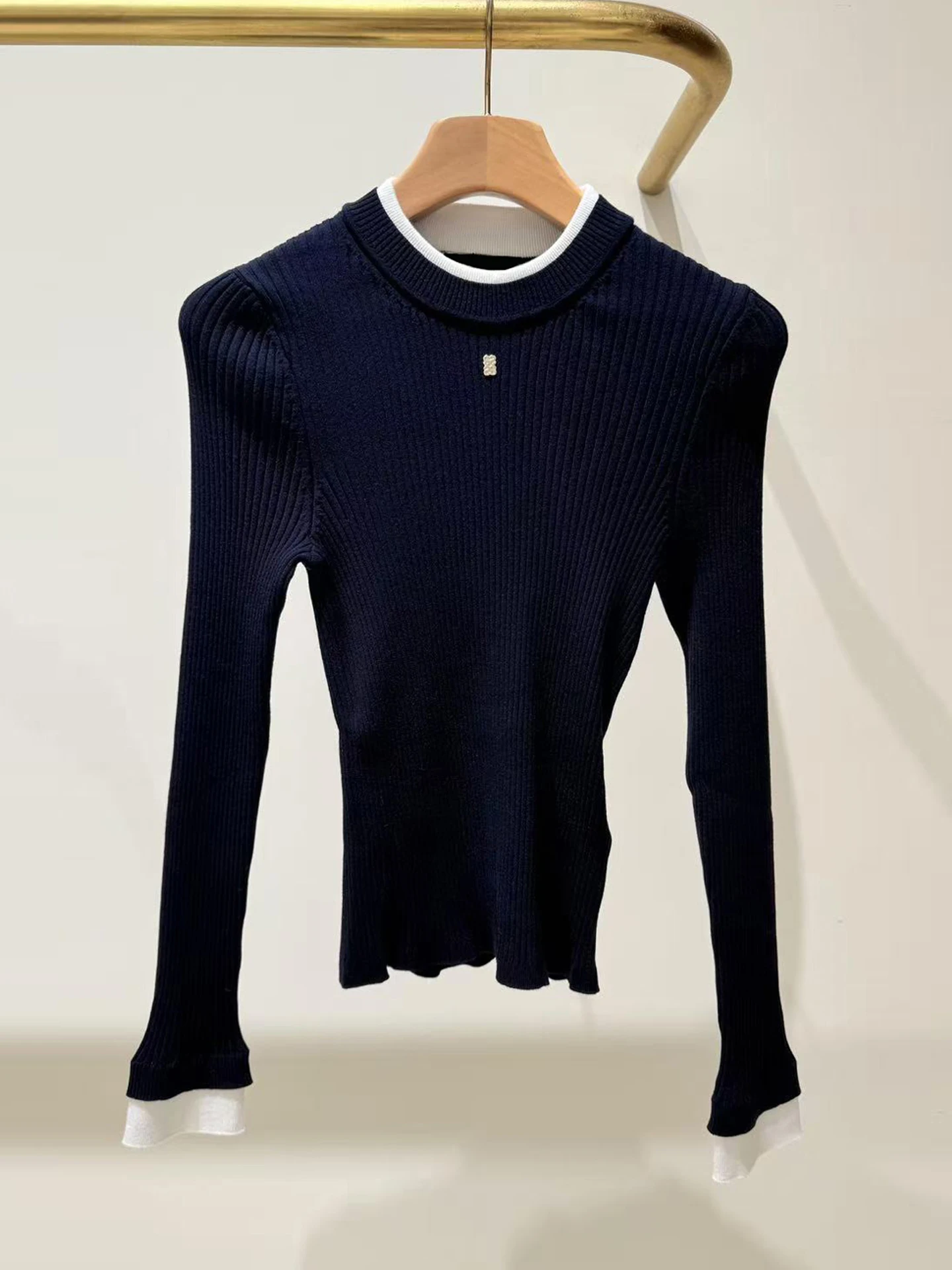 

Casual Versatile Women's Knitted Top Simplici Sle Long Sve round Ne ort Length Breathable Skin-Friendly ort Set