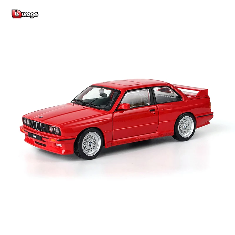 Bburago 1:24 New Style BMW M3 (E30) 1988 Alloy Model Car Luxury Vehicle Diecast Car Model Toy Classic Collection Gift Decoration